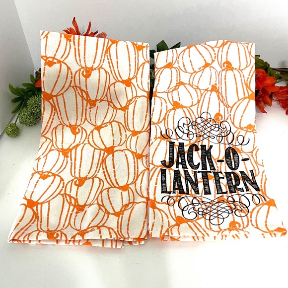 Halloween and Fall kitchen decor gift set. - Picture 6 of 7